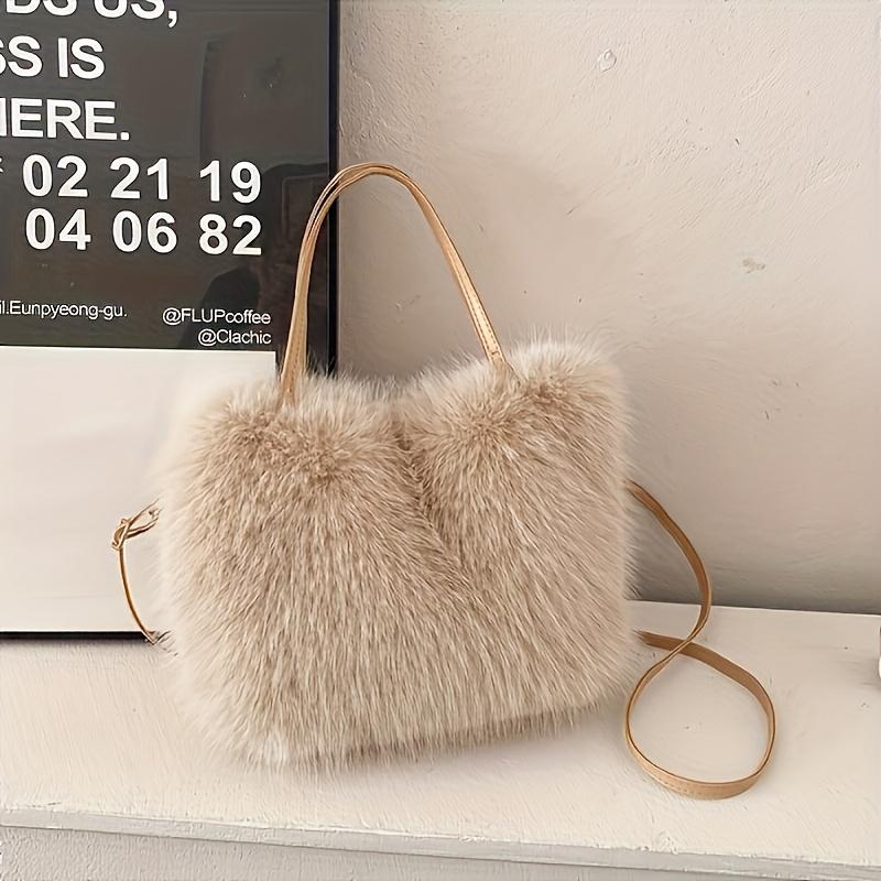 

Elegant Women Fashion Crossbody Handbag, Chic Shoulder Bag with a Detachable Strap, Featuring a Buckle Design, Minimalist Style колір світло кави
