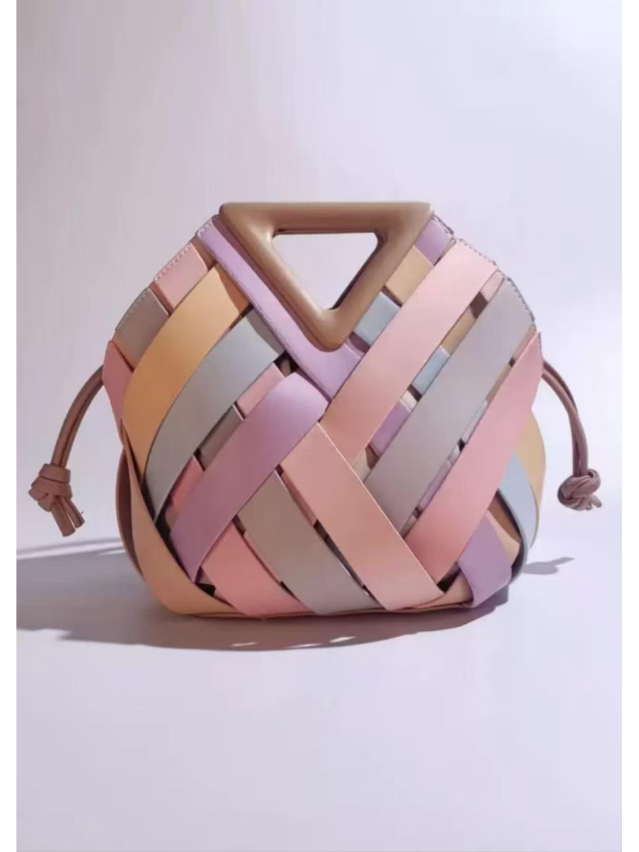 

Сумка-корзина для овощей с перевернутым треугольником для женщин - нишевый дизайн, модель High-End Fashion 2025 25*21*25 cm