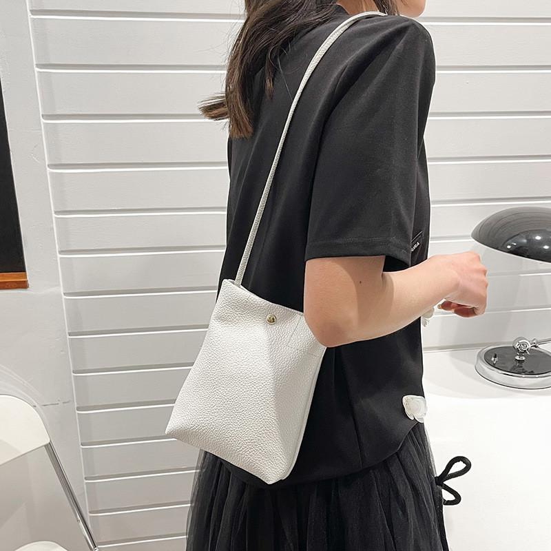 Trendy Mini Crossbody Bag 2022 Spring Fashion Simple Pure Color Small Square Bag