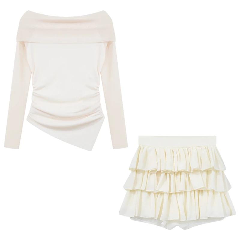 Off Schulter Sexy Zwei Stücke Set Frauen Solide Plissee Tops T-shirt + Mini Kuchen Röcke Damen Koreanische Mode Fee chic Party Anzüge 2024