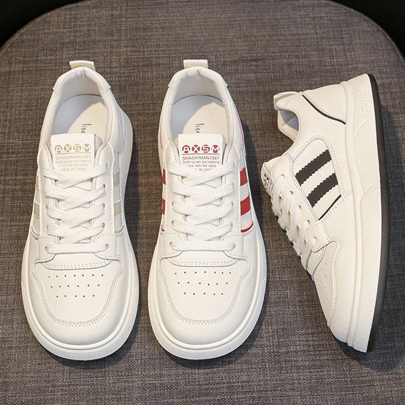 Flacher Boden Leichte Weiche Sohle Leder Kleine Weiße Schuhe Damenschuhe Frühher Herbst Neuer Student Board Schuhe Lässige Sportschuhe