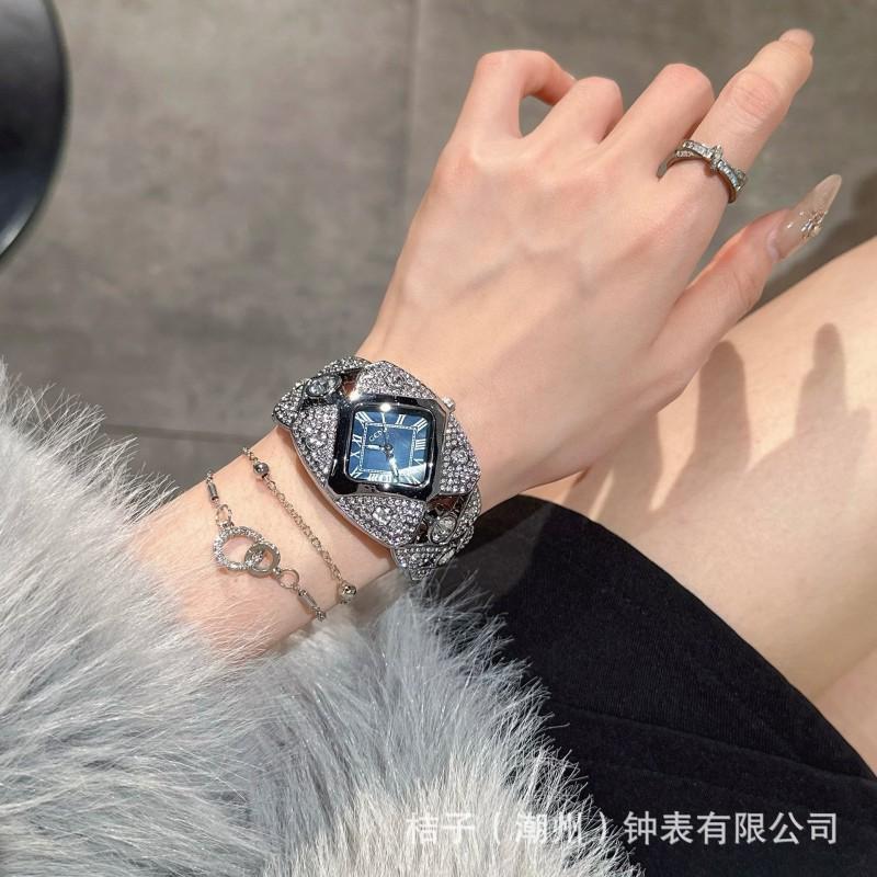 Elegant Square Dial Womens Quartz Watch With Full Crystal Bezel Alloy Strap Fashion Minimalist Waterproof 30M