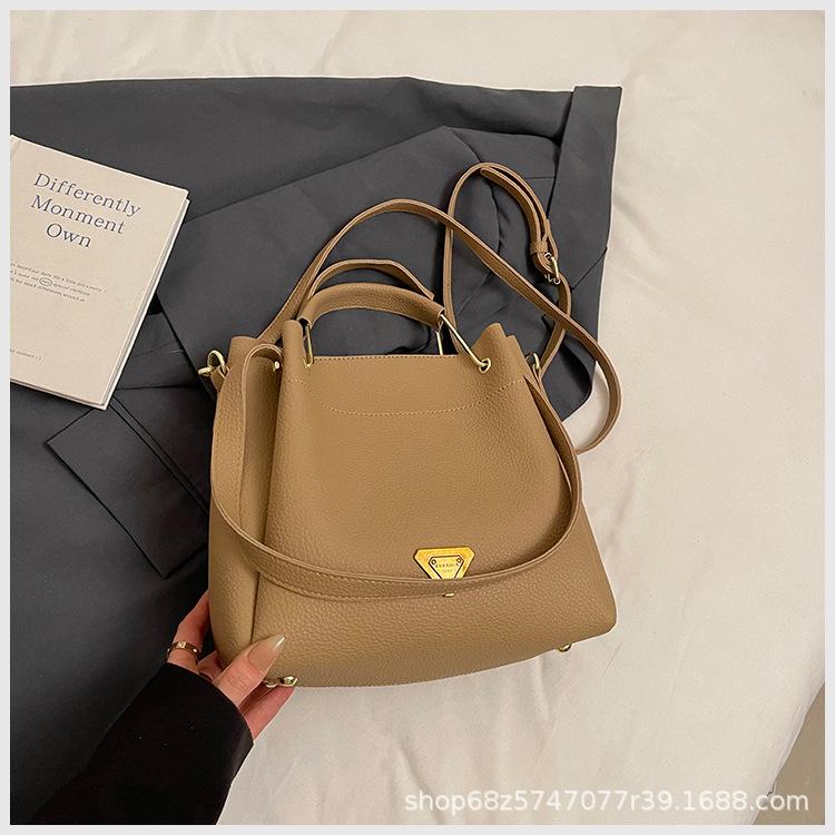 Fashion tote bag women's spring 2025 new commuting versatile hand-to-shoulder crossbody bag large capacity tote bag