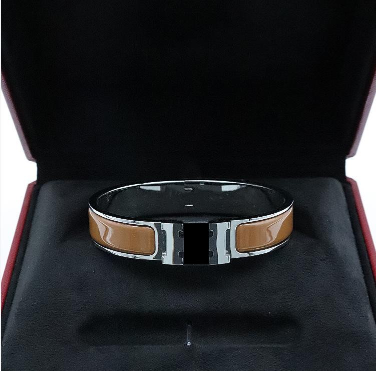 

Емалеві браслети H для чоловіків і жінок Steel 21 # кавовий