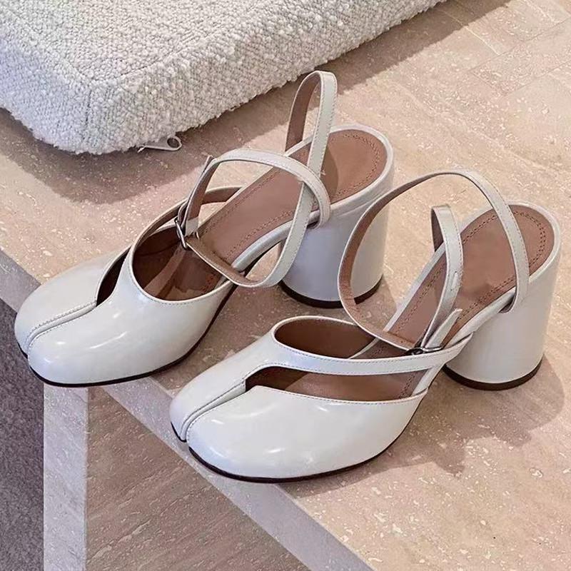 2025 New Patent Leather Cross Strap Tabi Women Sandals Summer Slingbacks Split toe Thick High heels Chunky Shoes Sandals