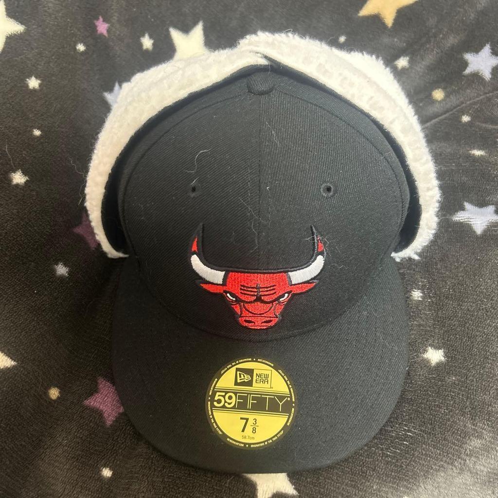 Used New Era Chicago Bulls 59FIFTY Cap 7 3/8