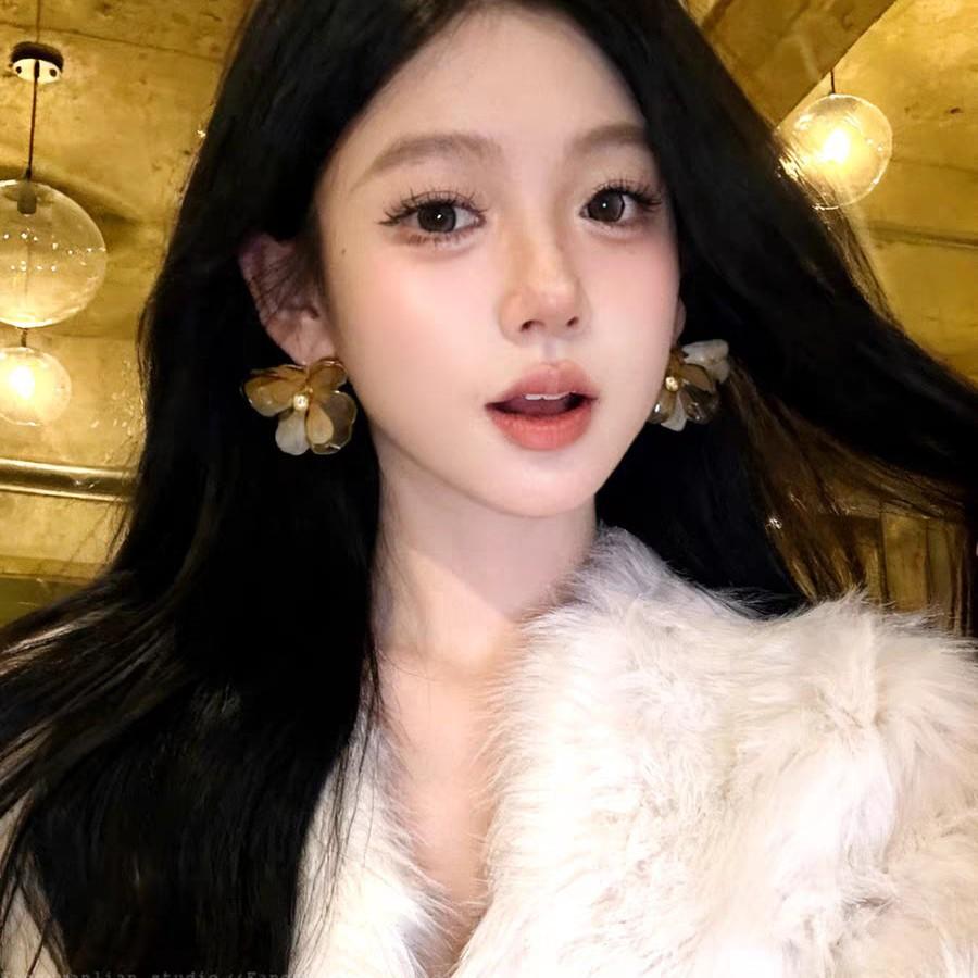 Atmosphere French Retro Earth Color Flower Acrylic Earrings Women'S Niche Design Earrings Temperament Earrings