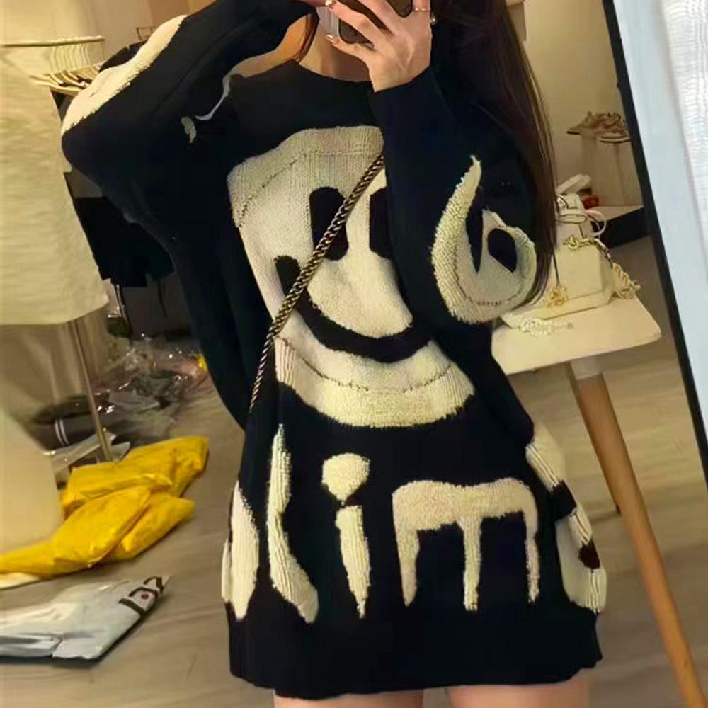 Women's Autumn/Winter Smiley Face Loose Knit Sweater - Versatile Mid-Length Pullover