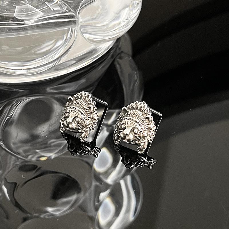 

Indian Chief Cat Index Finger Ring Female Retro Imitation Thai Silver Niche Kitten Earrings Open Ring Ethnic Style
