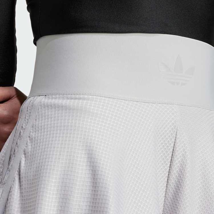 Adidas Originals SS25 Comfortable Fashion Classic Outdoor Casual Shorts Women Shorts Light-Gray JJ0913