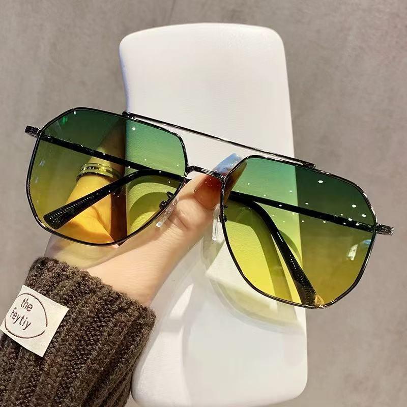 Mens Retro Sun Glasses With Uv380 Protection For Cycling And Driving In Stylish Black Frame
