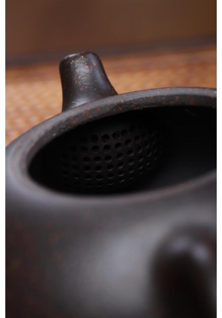 Yixing Black Gold Sand Zisha Teapot - Handmade Winter Dongpo Stone Pot Tea Set