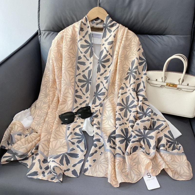 Cotton and Linen Scarf for Women In Autumn and Winter New Versatile Warm and Fashionable Letter Scarf Decorative Shawl