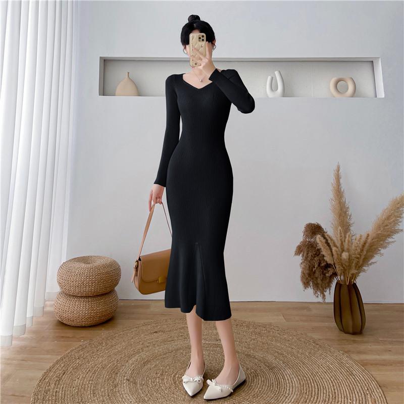 Autumn and winter new slim-fitting and thin knitted dress women's coat medium and long over-the-knee sweater skirt