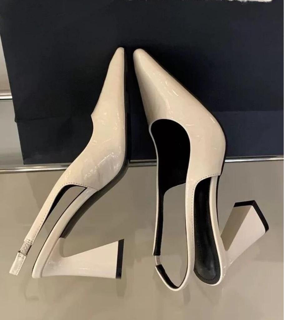 Sandales Pointues pour le Bureau et les Trajets Quotidients Femmes Talons Hauts Été Nouveau Style Semelle en Caoutchouc Tige en Polyuréthane Élégant S'accorde avec N'importe quelle Tenue