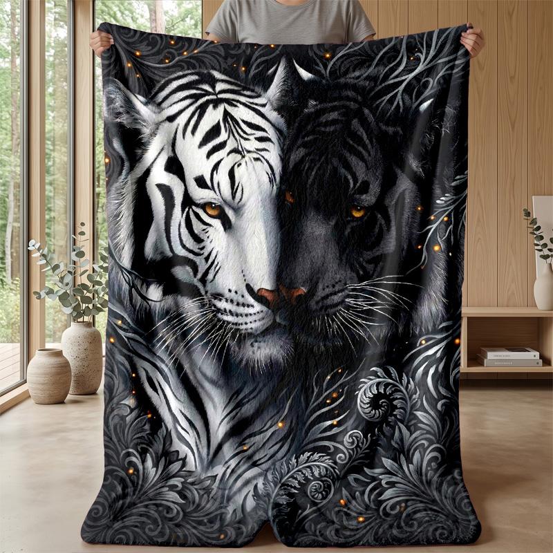 Tiger Artwork Design 2 Theme blanket Lightweight Warm Flannel Blanket Decorative Throw Blanket for Home Decoration