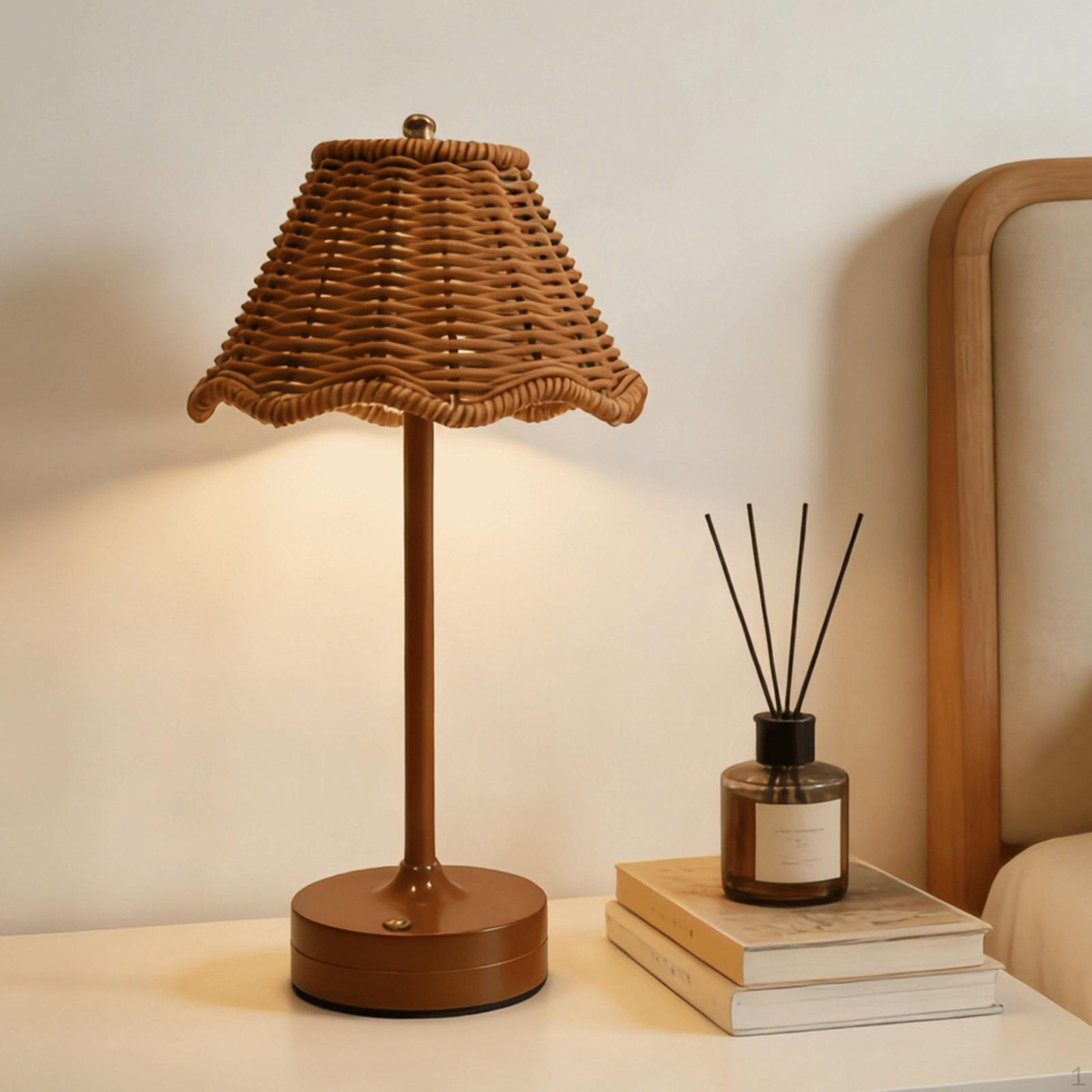 

Cordless Adjustable Dimmable Table Lamp with Metal Frame Retro Workmanship Ideal for Lighting No коричневый