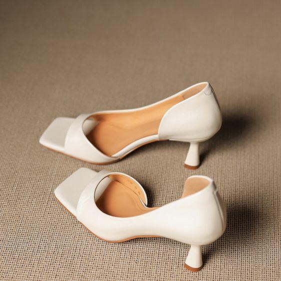 2025 new French retro square head thin heel open-toed sandals women's versatile fashion foreign high heels