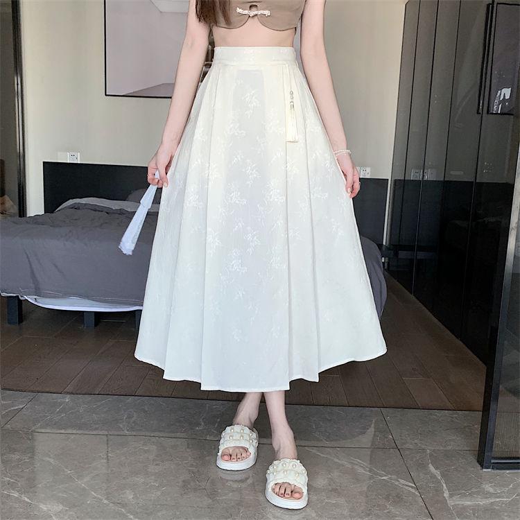 Elegant Jacquard Pleated Skirt for Petite Women - Elastic Waist, Slimming Design, Trendy Chinese Style