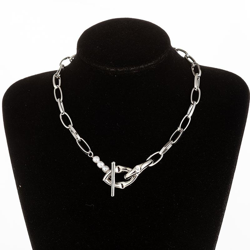 Vintage Baroque Irregular Pearl Lock Chains Necklace  Geometric Aangel Pendant Love Necklaces for Women Punk Jewelry