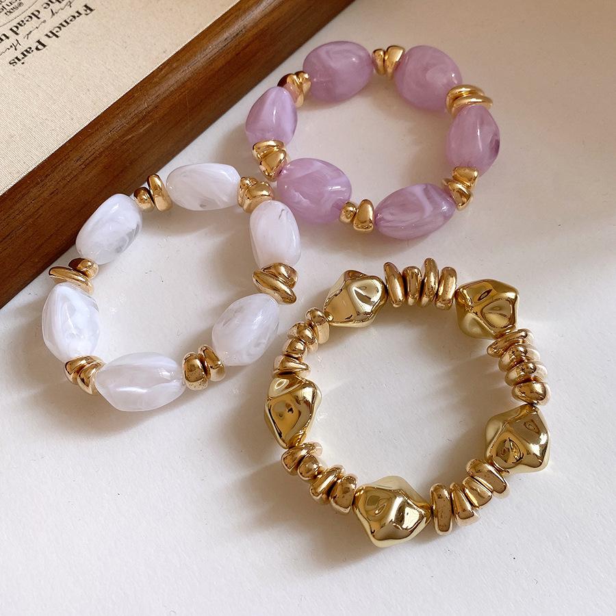 Gold-Plated Retro Geometric Acrylic Bracelet - Elegant, Simple Hand Jewelry for Women