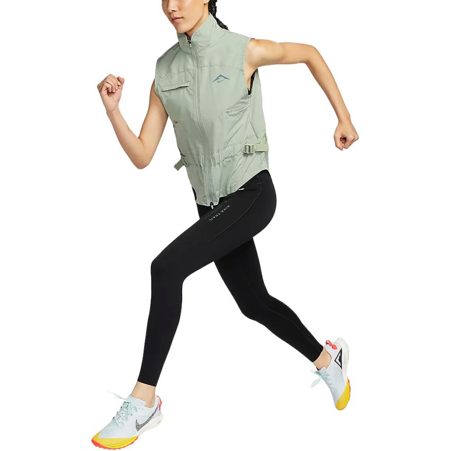 Nike Gilet con Zip e Collo Alto a Stampa Lettere Donna Gilet Verde Chiaro FV6399-370