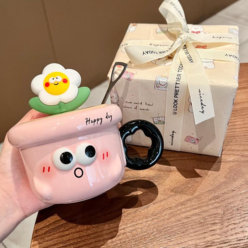 Birthday Gifts for Girls, Cute Flower-shaped Ceramic Mugs, High-value Drinking Cups with Lids and Spoons As Gifts