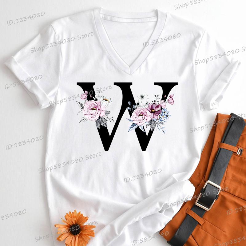 Vintage Flower Alphabet Womens Clothing Letter M Floral Monogram Graphic T Shirts Women AZ 26 Alphabet Gift Shirt for Women