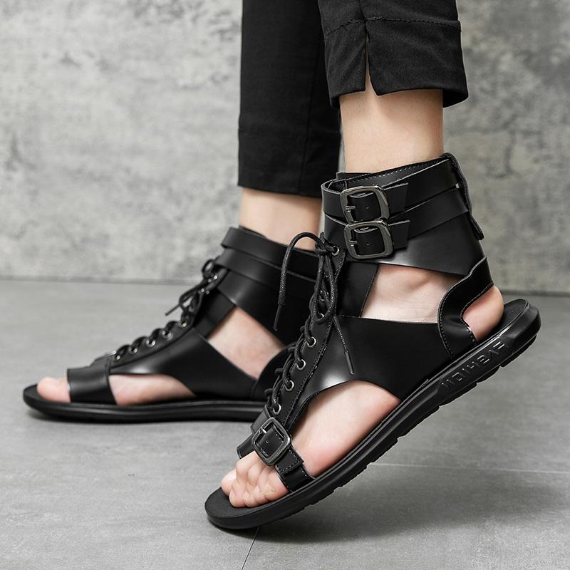 

Новые летние мужские гладиаторы, кожаная повседневная обувь с пряжкой на шнуровке, дышащие пляжные сандалии, уличные тапочки, черные, белые, большие размеры 44