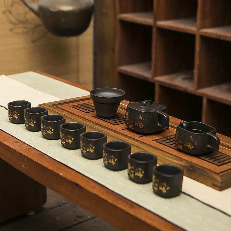 Blossoming Prosperity Zisha Tea Set with Portable Case
