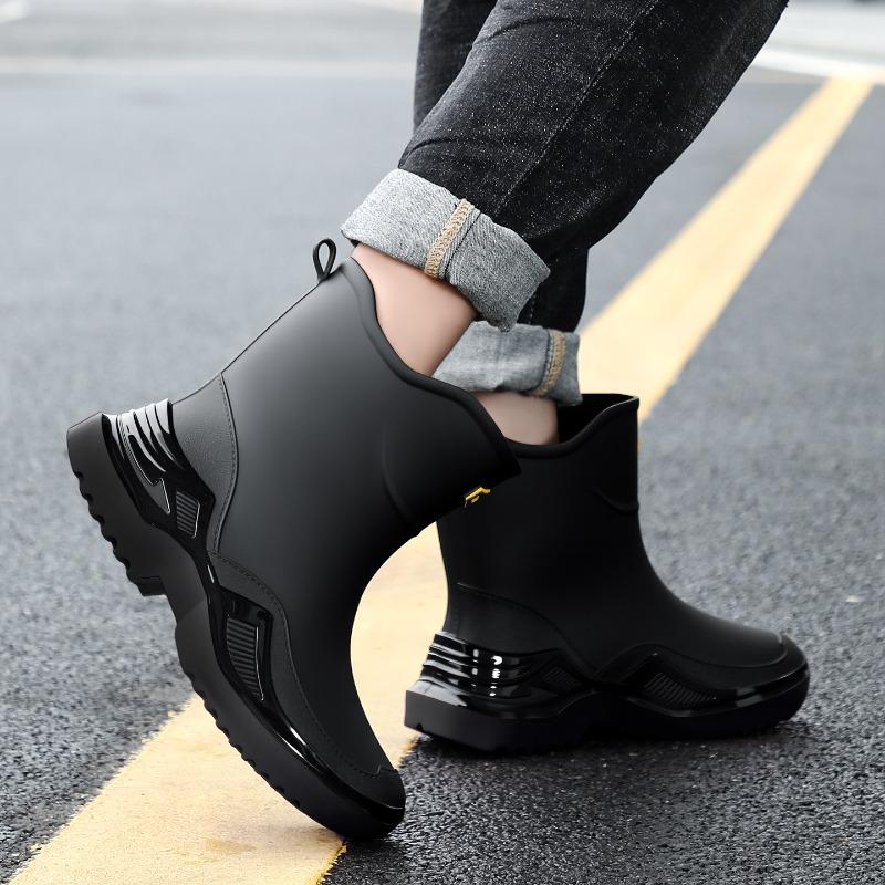Classic black non-slip men's rubber shoes rain shoes short sports water boots widened and thickened environmentally friendly water shoes