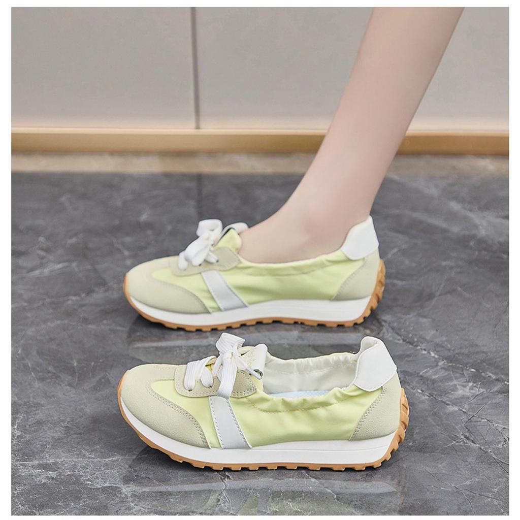 Women's Breathable Shoes Versatile Korean Version Thick Sole Height Increasing Student Running Casual Shoes