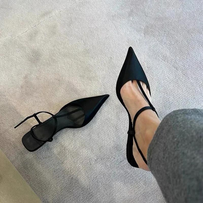 Fashion Sexy Pointed Toe Satin Low Heel Sandals Women Elegant Ankle Strap Kitten Heels Women Pumps Summer Fashion Casual Heels Sandals