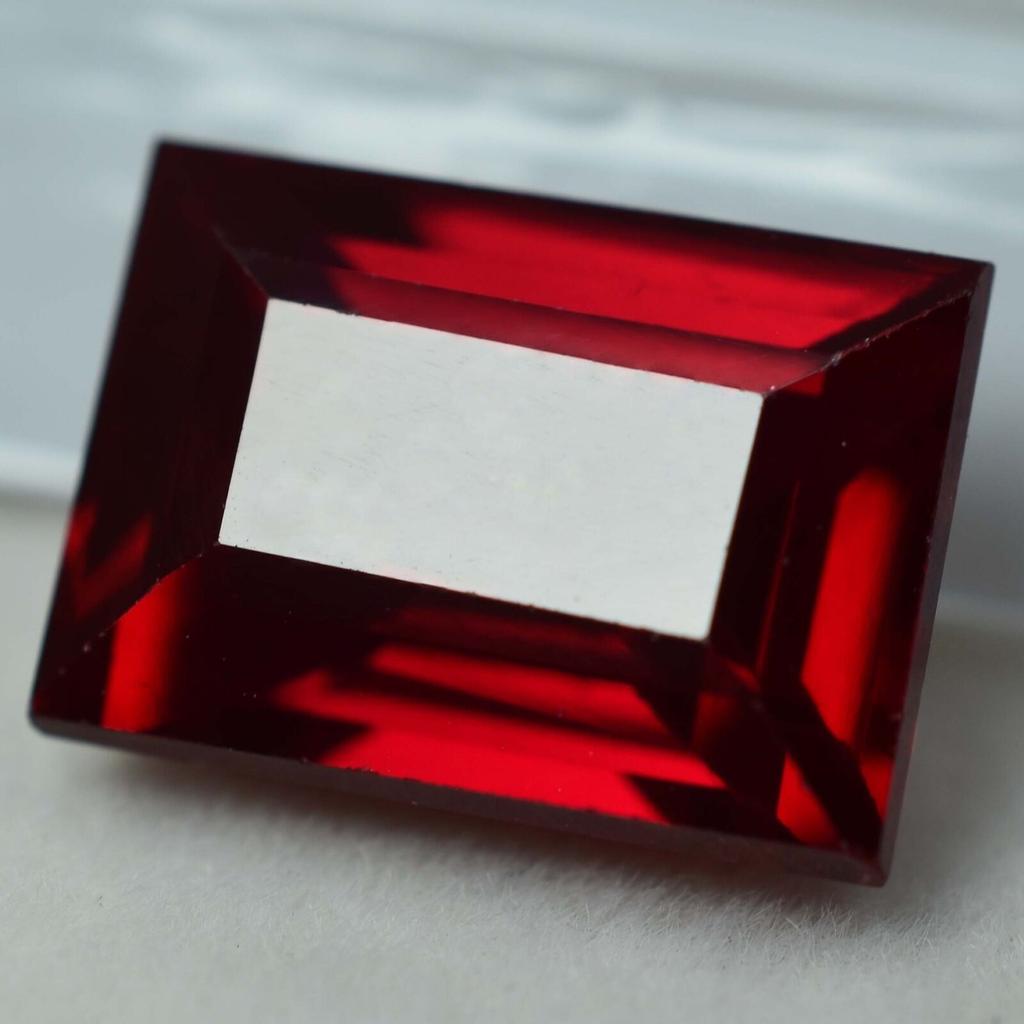 Natural Red Ruby Loose Gemstone 8.25 ct Bloody Emerald Shape Preious for Jewelry Making and Crafts