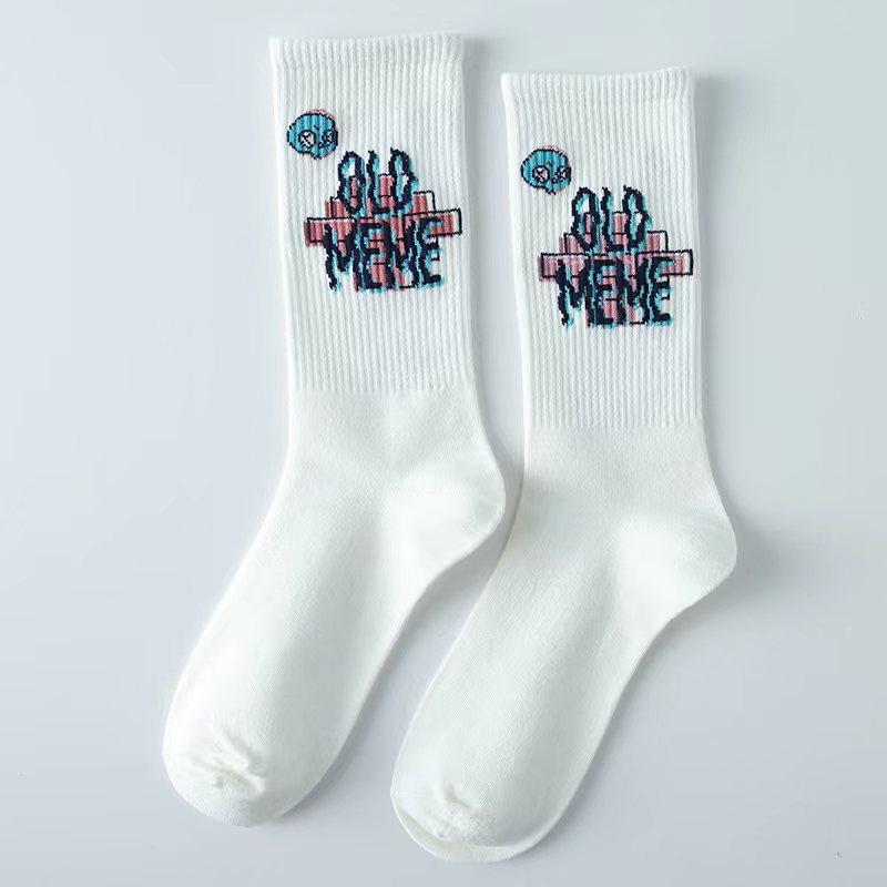 

Men s Spring and Autumn Fashion New Game Style in The Tube Socks 1 pair