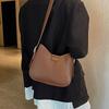 Retro shoulder bag popular bag women's new spring fashion simple trend messenger bag bucket bag