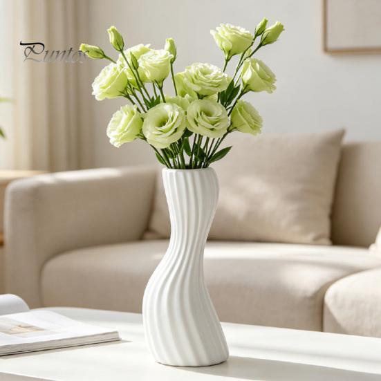 Unique Relief Pattern Vase Minimalist Twisted Vase, Modern Ribbed Flower Decorative Container, Creative Stylish Entrance Hall Decor Floral Arrangement