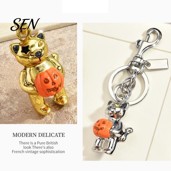 Metal Key Holder Halloween Cat Holding Pumpkin Keychain, Car Party Favor Ring Holder, Backpack Handbag Hanging Decorative Accessory