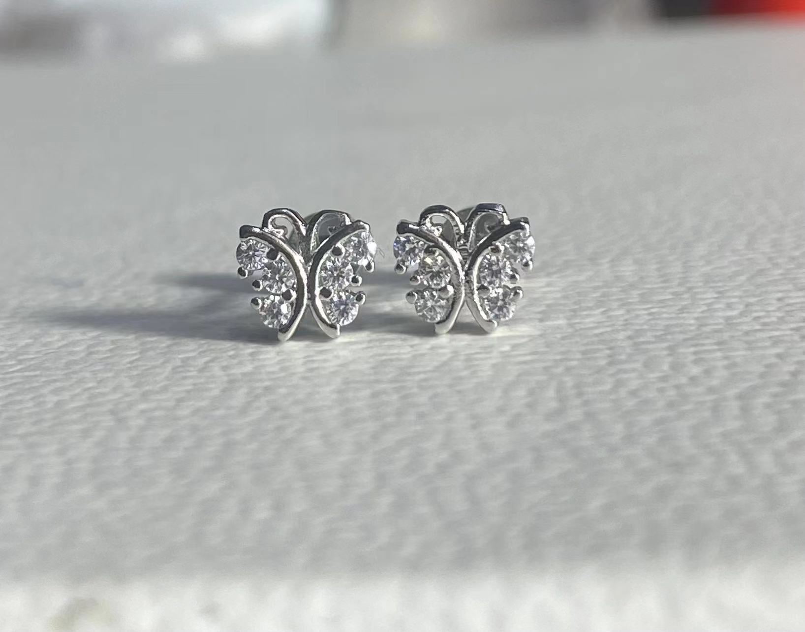 Butterfly stud earrings simple women s small new trendy cold wind earrings earrings popular