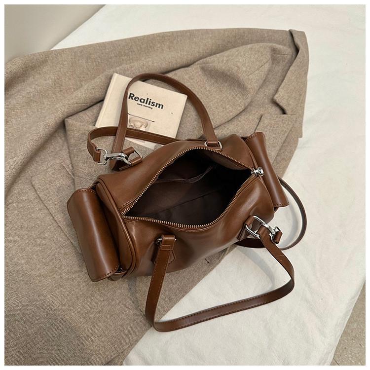 IELGY Retro Portable Boston Bag Autumn Winter Niche Commuter Large Capacity One-Shoulder Messenger Bag