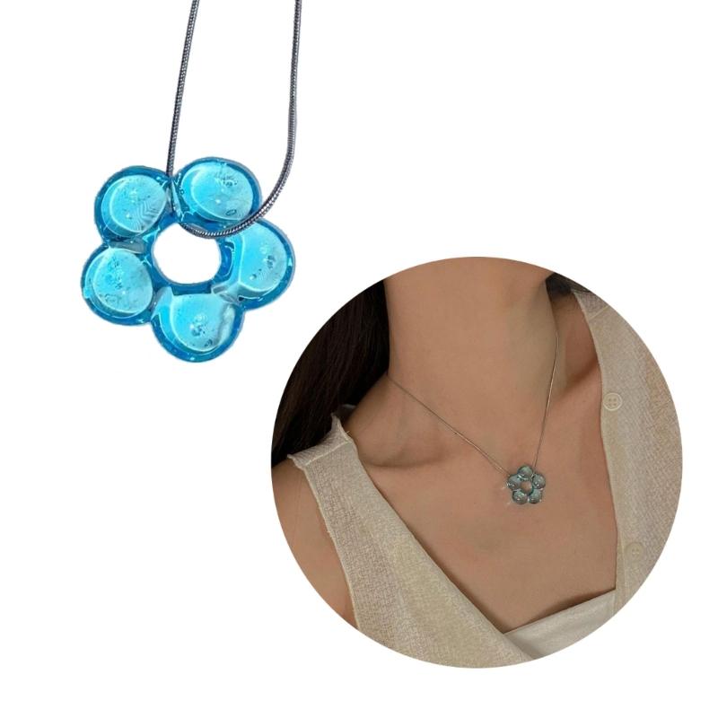 Hollow Out Floral Necklace Fashion Pendant Charm Neckchain Stackable Stylish Choker Chain Handmade Clavicle Chains