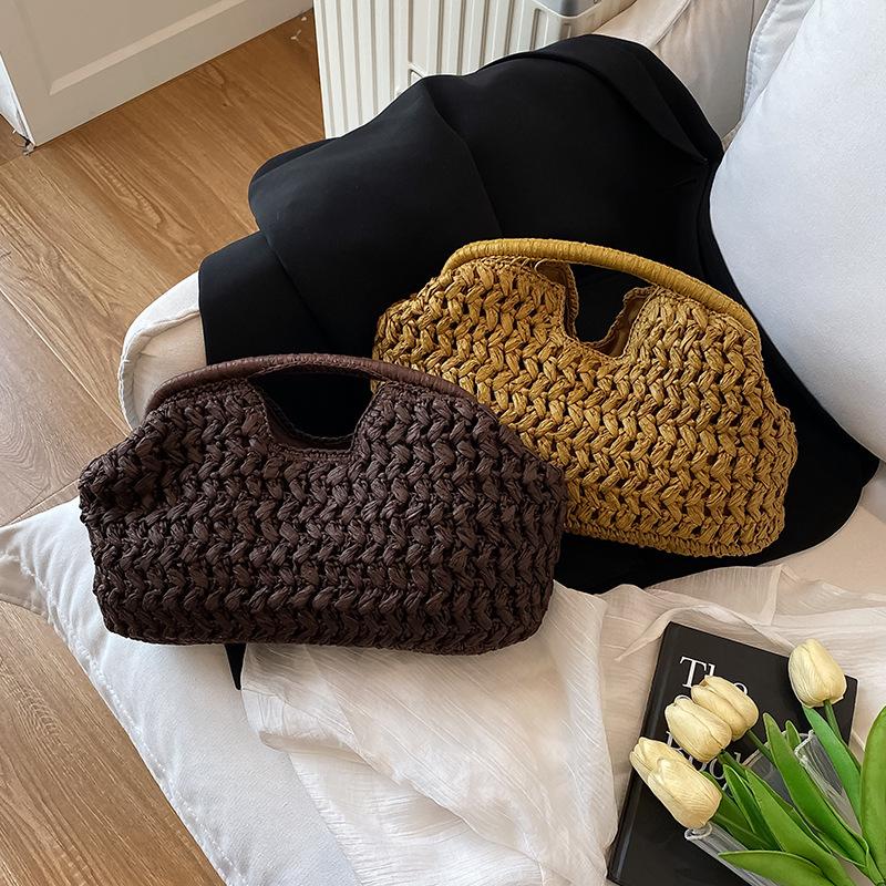 Handwoven Handbag Women's 2026 Winter New Textured Beach Vacation Handbag