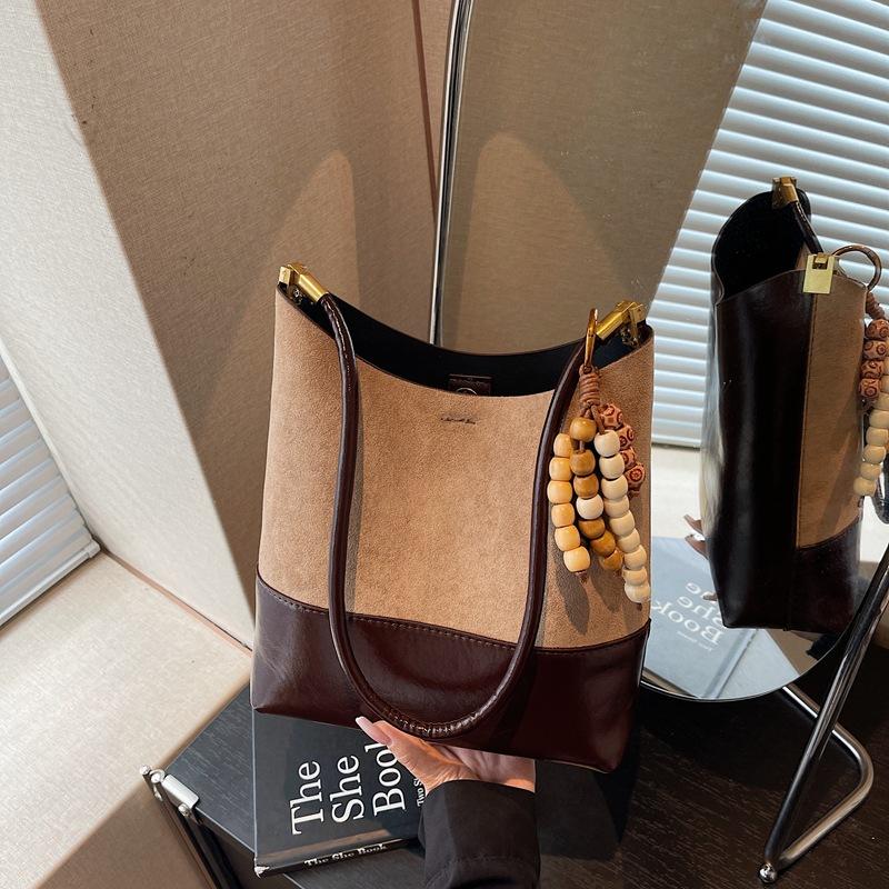 Suede bag women's large capacity autumn and winter shoulder mother bag retro commuter bucket bag