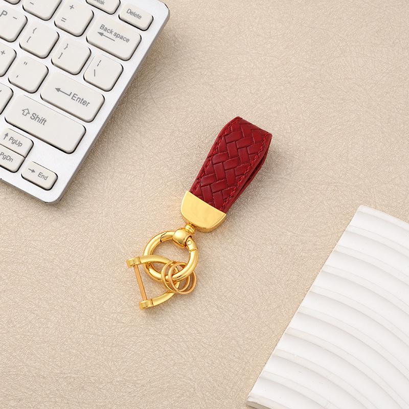 Luxury PU Leather Anti-Lost Motorcycle Car Keychain Pendant