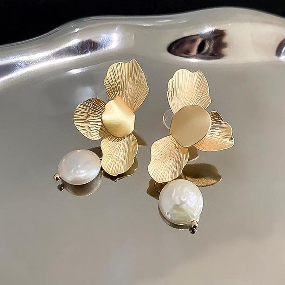 ZAKOL Francouzské Vintage Přírodní Sladkovodní Zirkony Náušnice Pro Ženy Zlaté Okvětní Lístky Květina Párty Svatba Zirkon