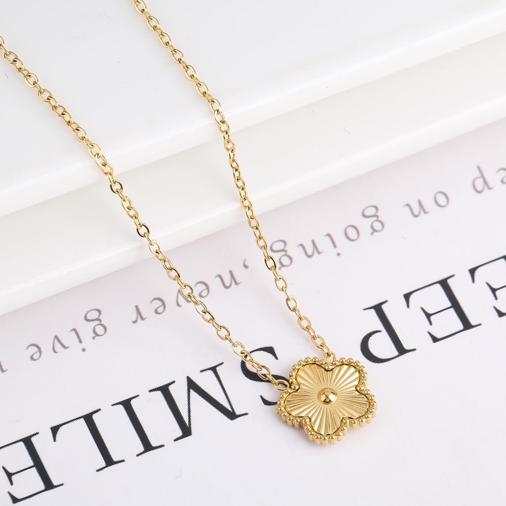 Metal Laser Five Leaf Flower Bracelet Necklace Earrings Zircon Set Classic For Woman Stainless Steel Zircon Daily Wear Clover