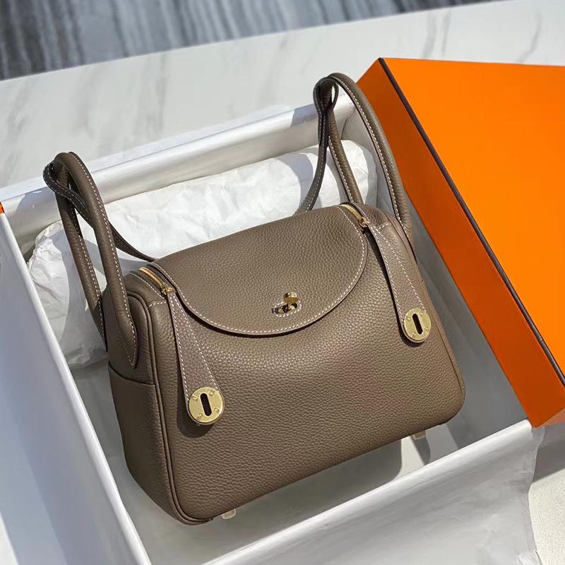 High-end Bag 26 Doctor Bag Head Layer Leather Single Shoulder Crossbody Pillow Bag Large Capacity