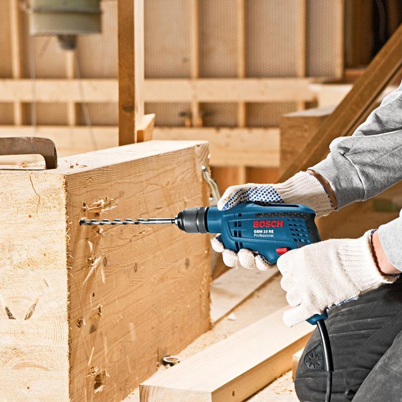 Bosch Elektrická vrtačka GBM 10 RE 450W 2600 ot./min Nastavitelná rychlost Průměr sklíčidla 1-10 mm Profesionální vrtačka Dřevoobráběcí stroj