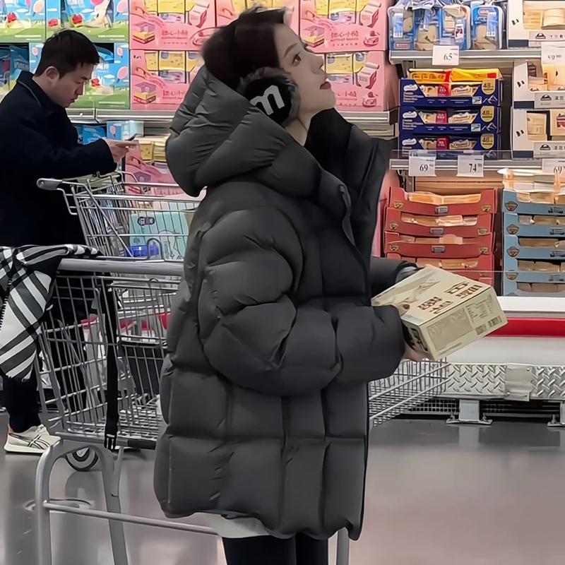 Cappotto Corto Imbottito con Cappuccio Oversize da Donna Giacca Invernale in Cotone Largo Stile Coreano
