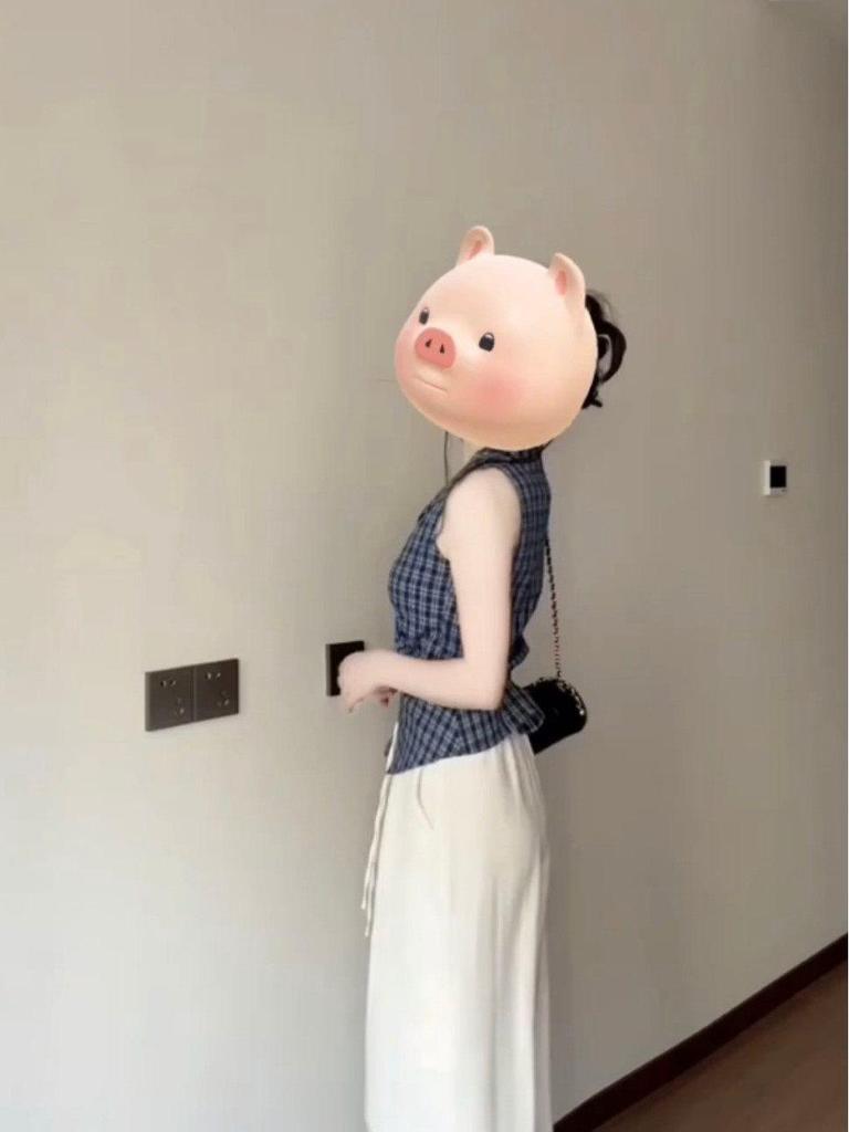 Women's Slim Fit Blue Plaid V-Neck Bow Tie Sleeveless Vest